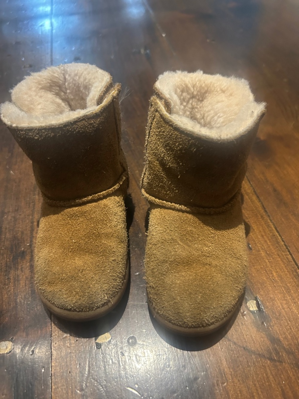 UGG Chestnut Suede Shearling-Lined Infant Boots